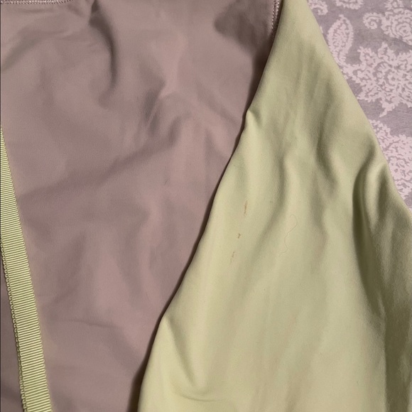Lululemon Long Sleeve - Picture 5 of 5